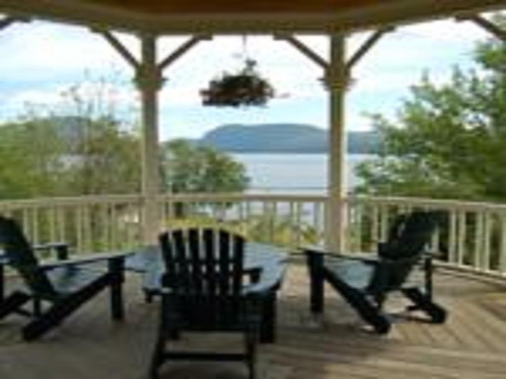 Willoughvale Inn Westmore Newport Εξωτερικό φωτογραφία